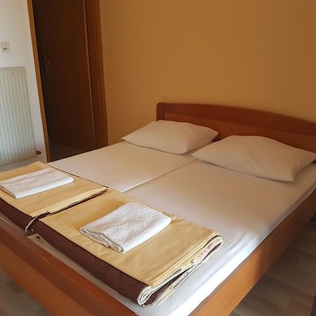 Rooms Hunter Malinska Exterior foto