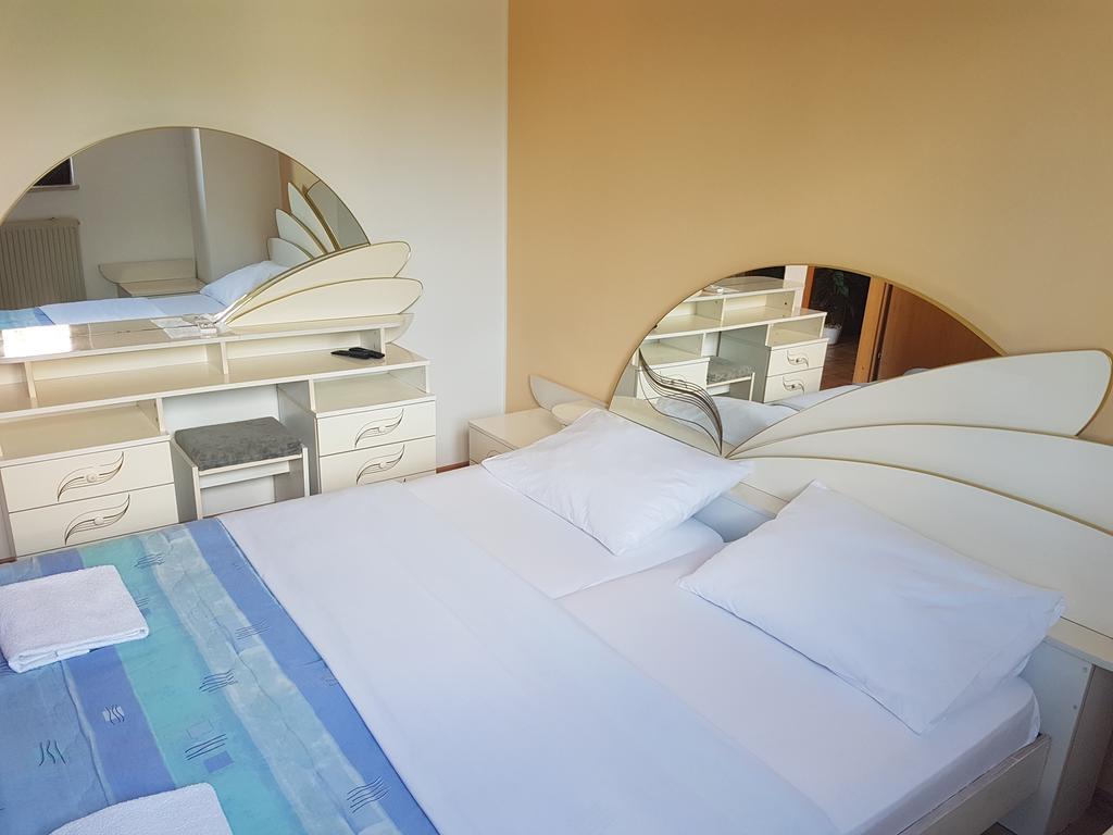 Rooms Hunter Malinska Exterior foto